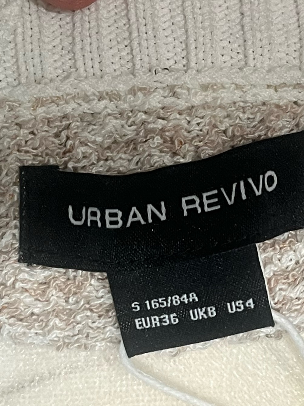 NWT Urban Revivo Short Sleeve Button Down Cardigan Top - Size 4 - Picture 6 of 8